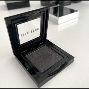 NEW Bobbi Brown Metallic Eyeshadow (Black Charcoal)